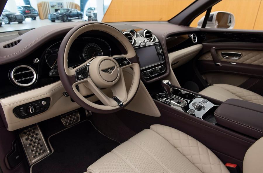Торпедо Bentley Bentayga Speed Centenary Specifications 2020 года  (UAE) (фото 9 из 9)